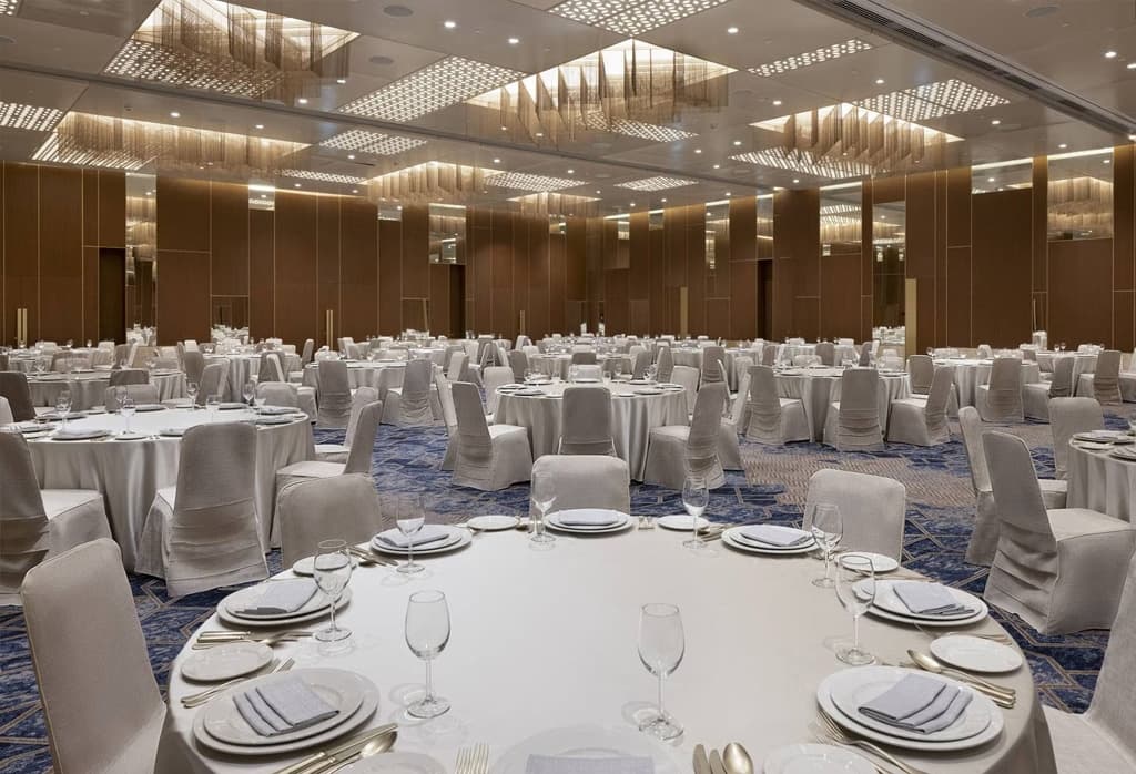 Address Beach Resort Bahrain (Al Muharraq, Bahrain)